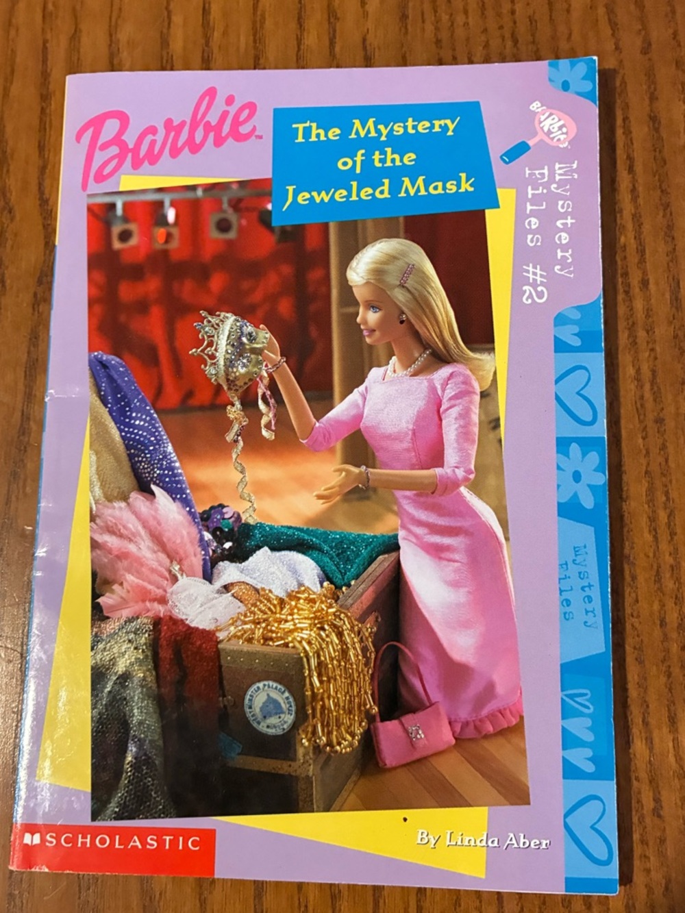Scholastic Barbie The Mystery of The Jewelled Mask Book